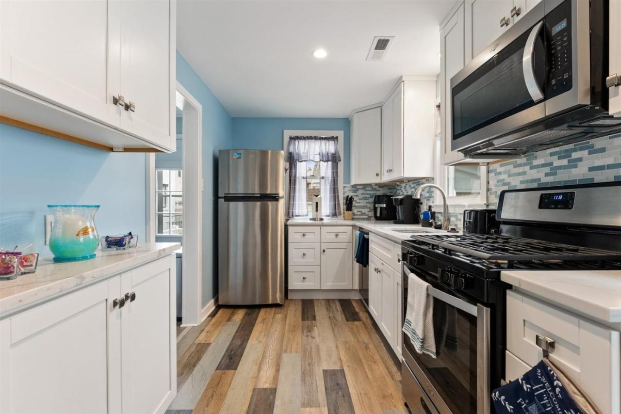 Newly Renovated 4 Bedroom Home Only 2 Blocks From The Beach! Wildwood Exterior foto
