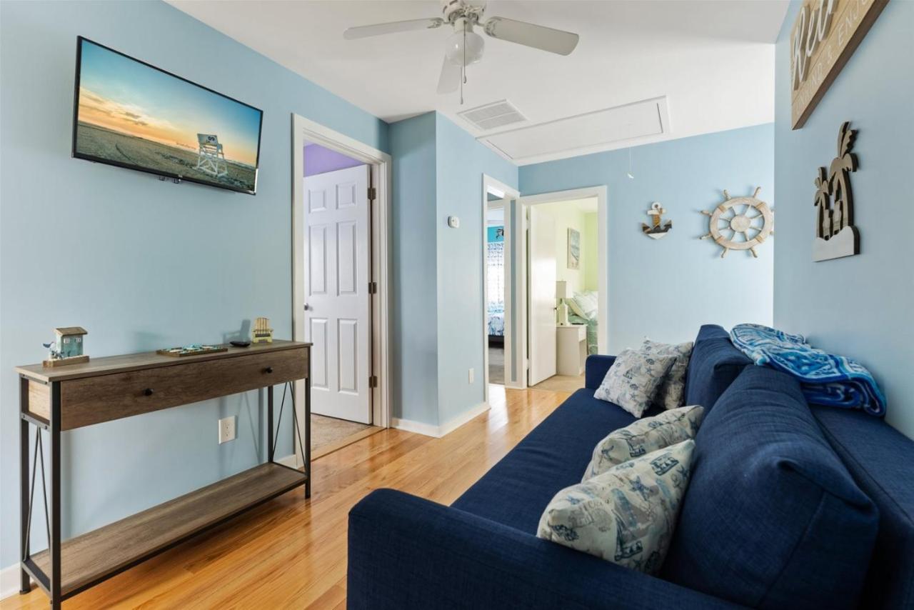 Newly Renovated 4 Bedroom Home Only 2 Blocks From The Beach! Wildwood Exterior foto